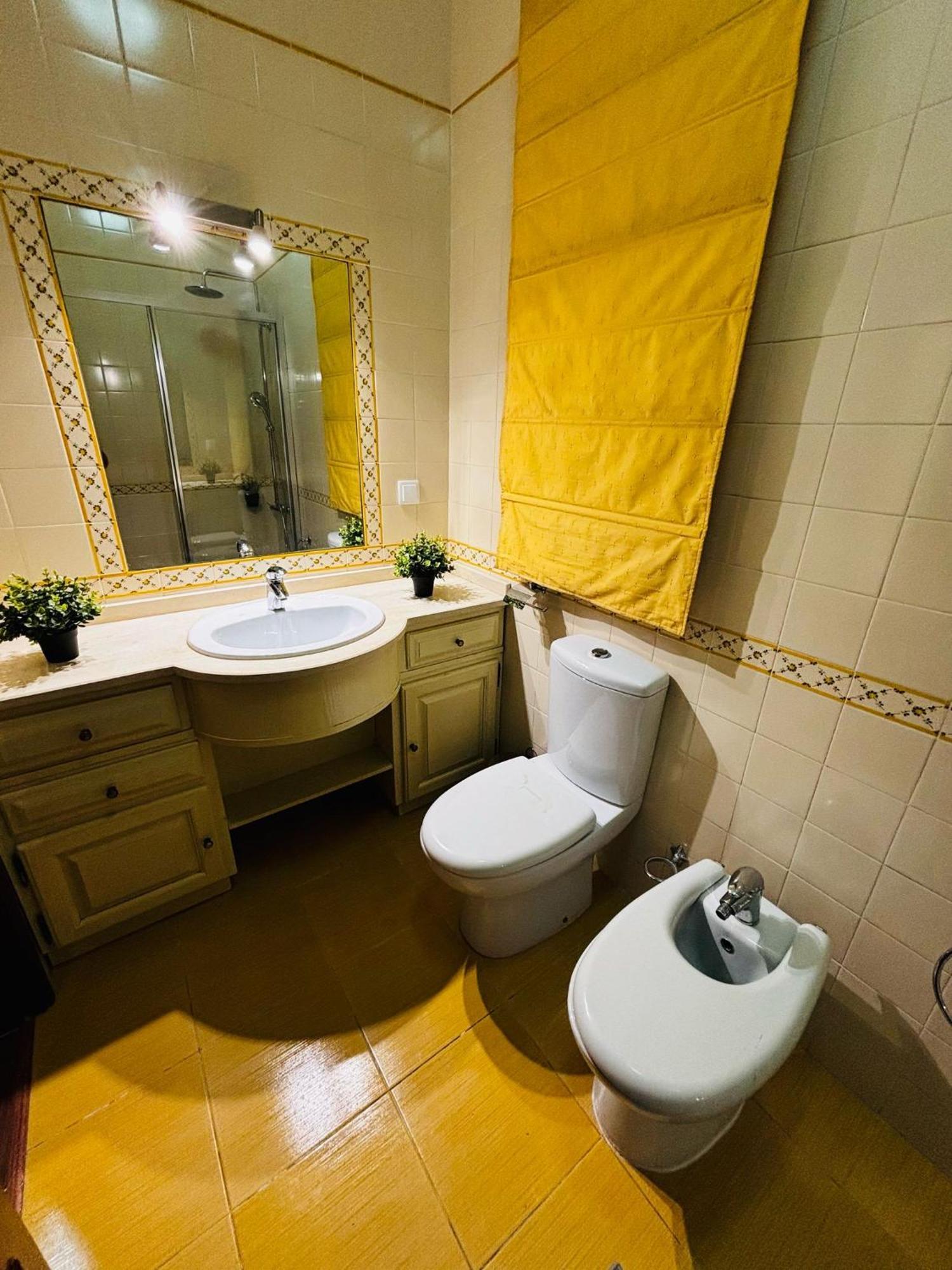 Albergue Location For Tourists, Centre *