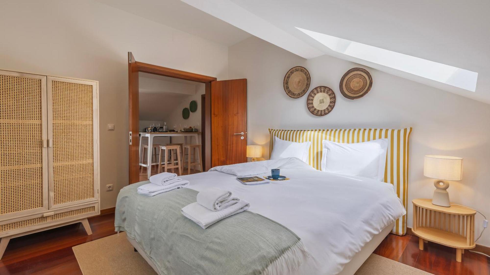 Authentic Living With A View By Lovelystay Apartamento *