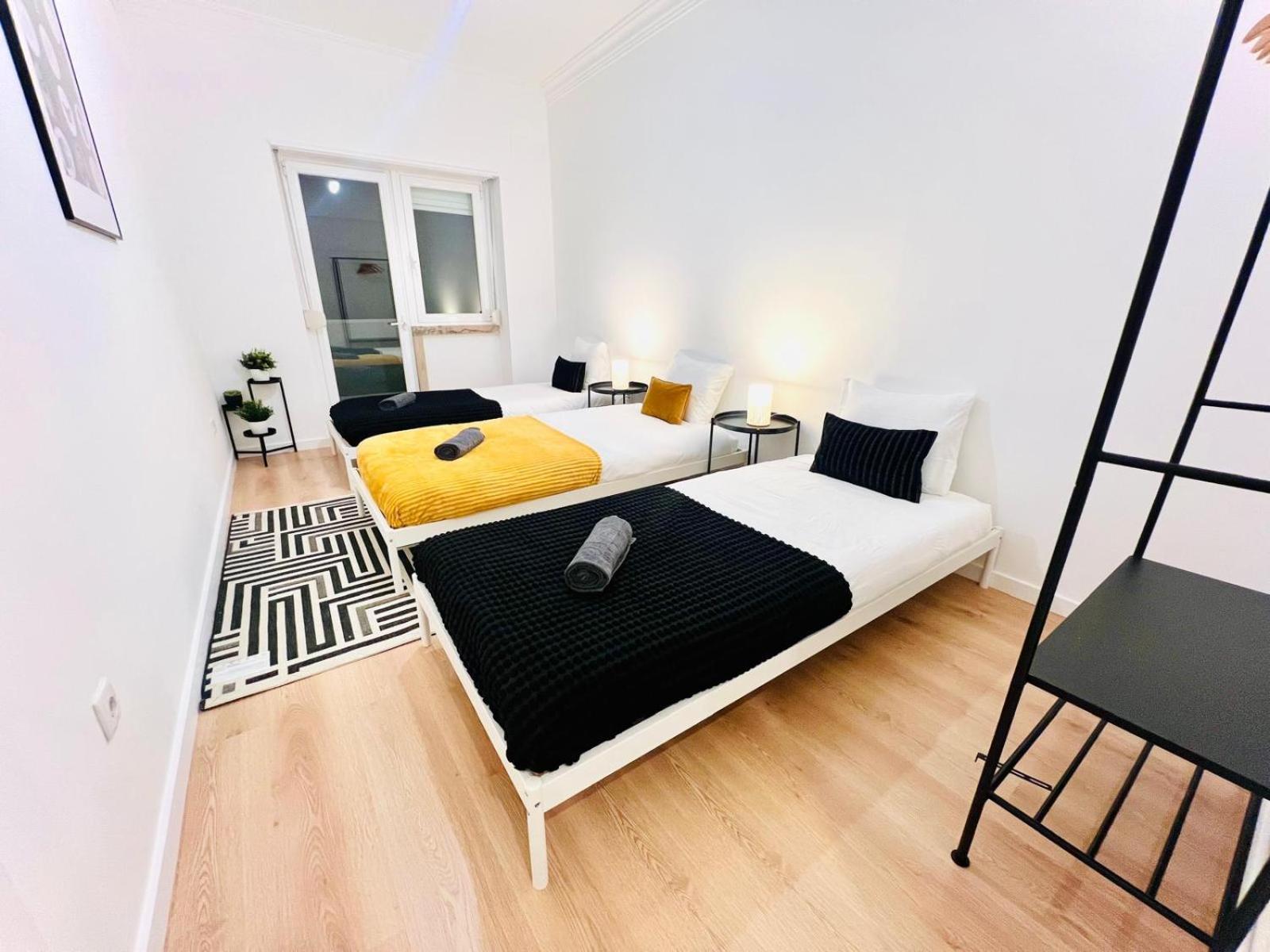 Hostel Rooms, Ideal Location For Tourists