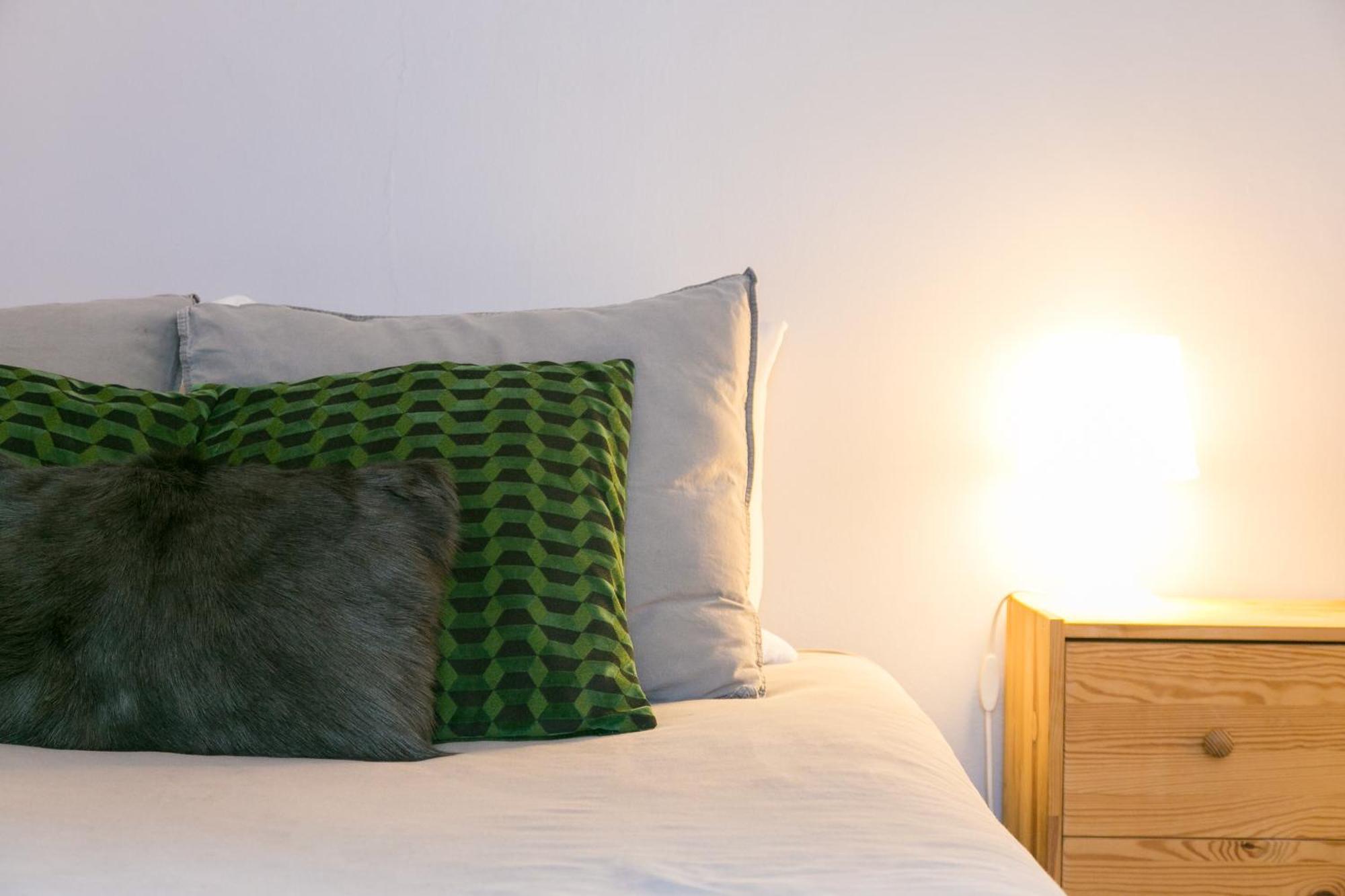 Spacious, Bright And Newly Renovated 2 Bedroom Apartment, Historical Center, Madragoa Appartement *