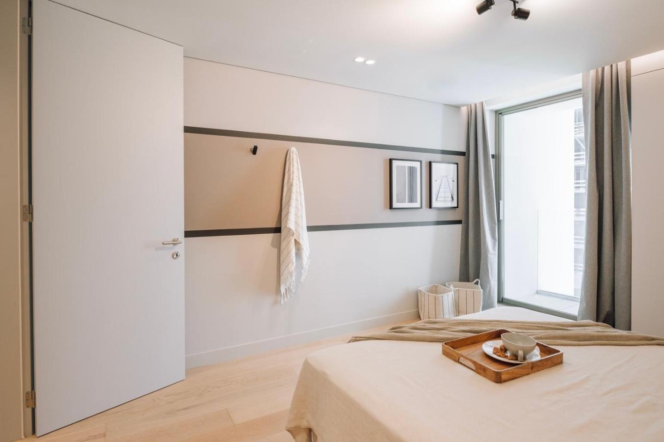 Adraga - 1 Bedroom And Shared Pool In Avenidas Novas * Lisbon