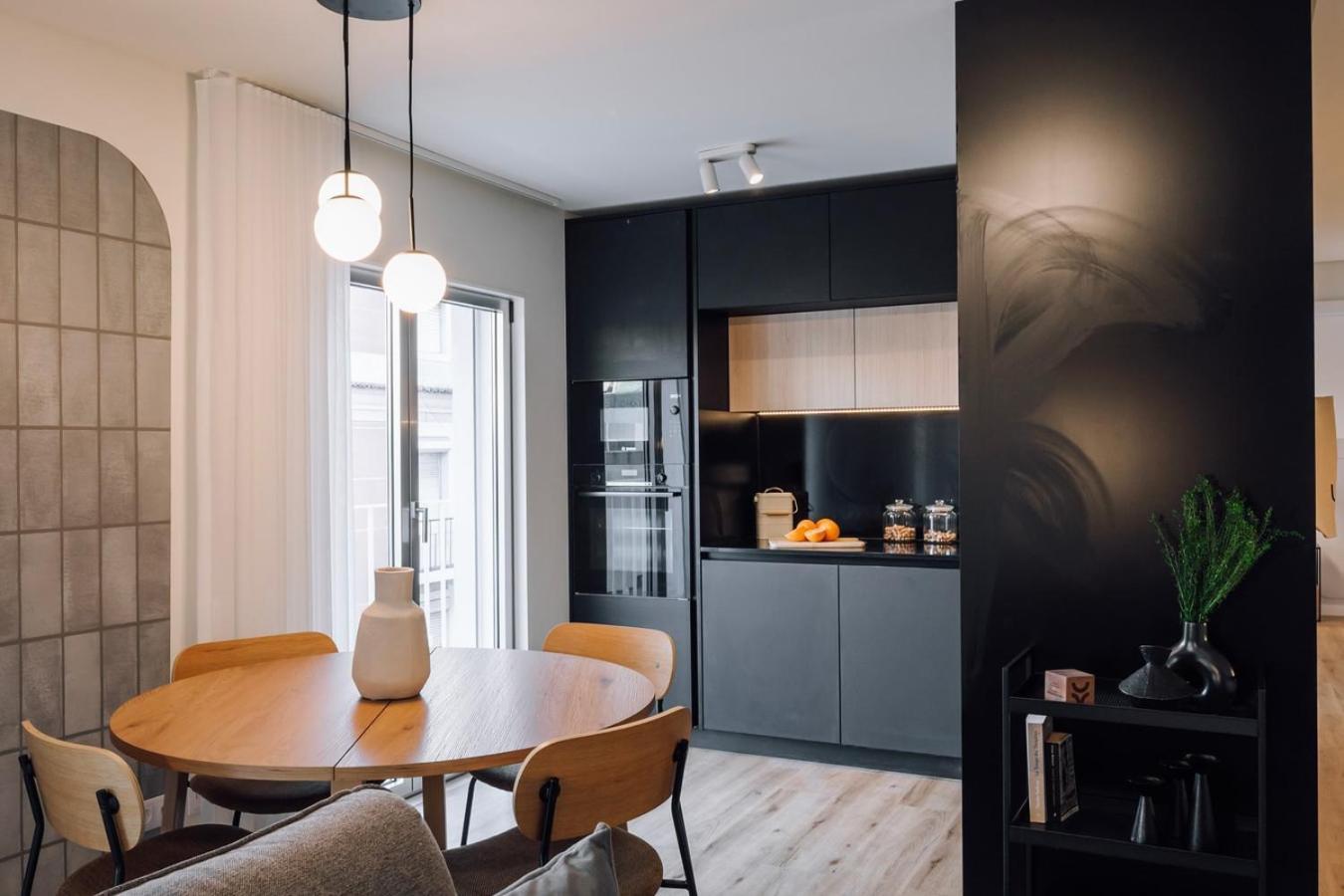 Apartment Oliveira - 1 Bedroom, Parking In Parque Nacoes Lisbon