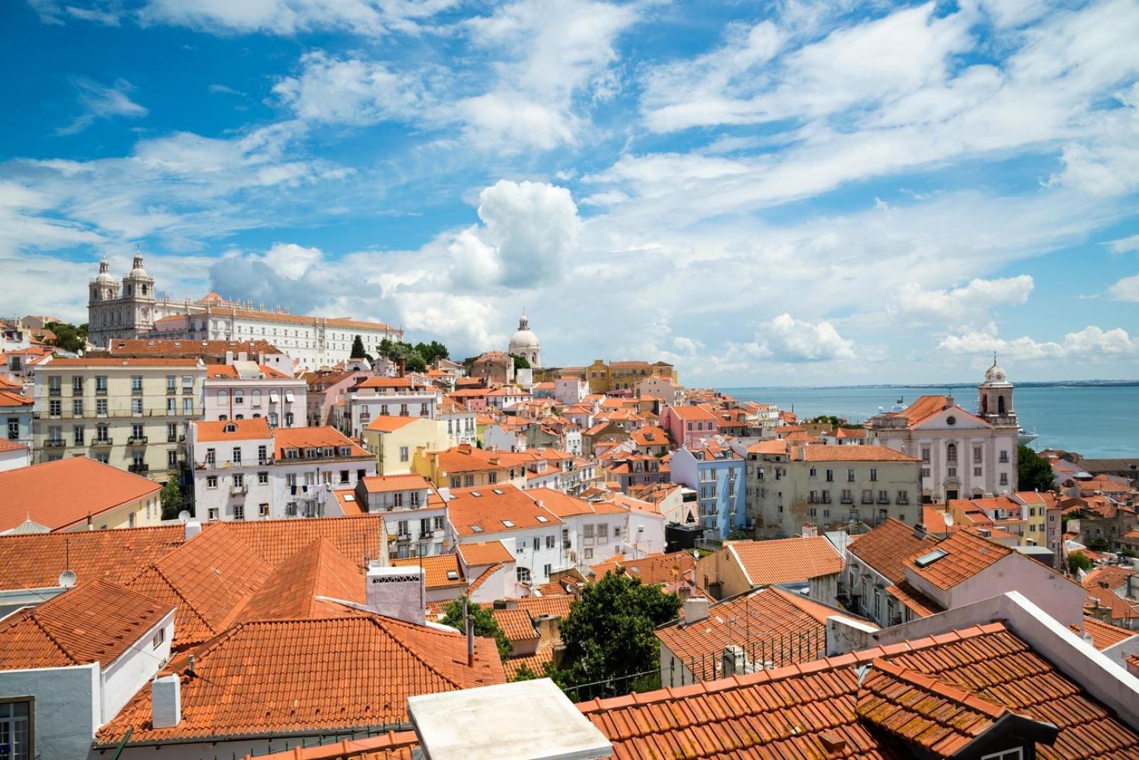 Gorgeous Rooftop 2-bed 250m To Intendente Sq Apartamento Lisboa
