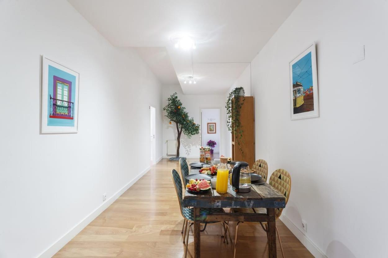 Accommodatie bij particulieren Bedooms With Shared Bathroom In In Historic Largo Do Carmo Lissabon