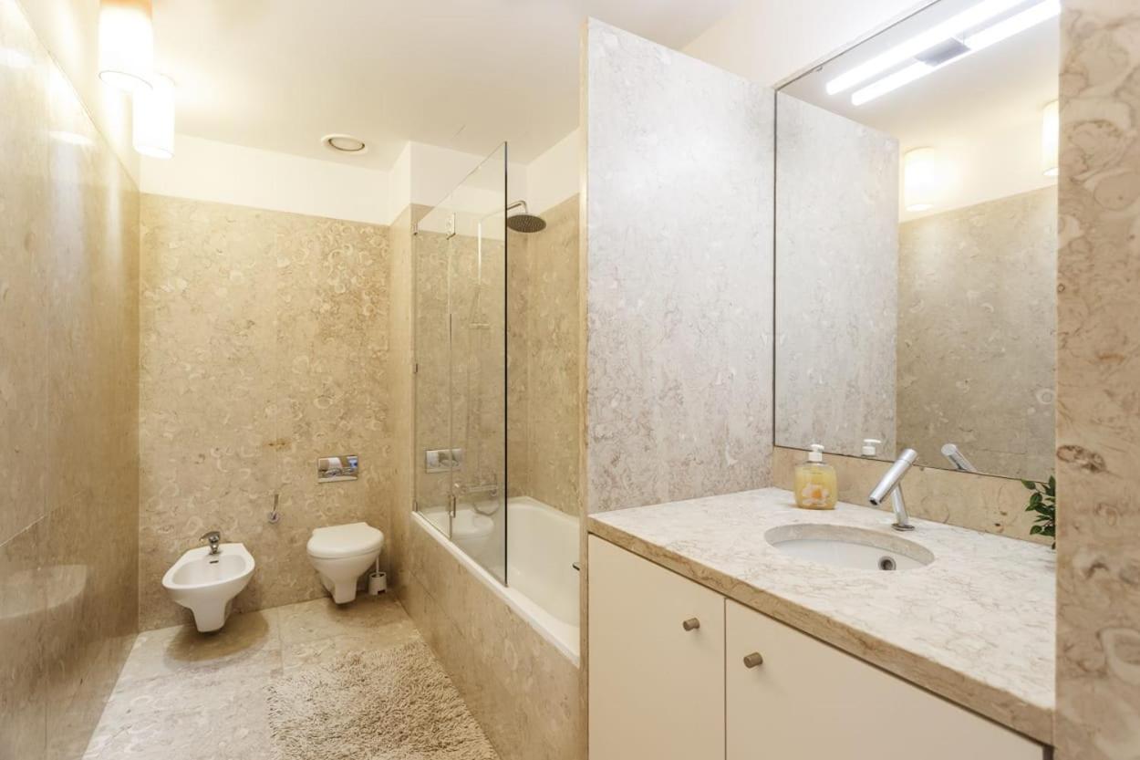 Accommodatie bij particulieren Bedooms With Shared Bathroom In In Historic Largo Do Carmo *