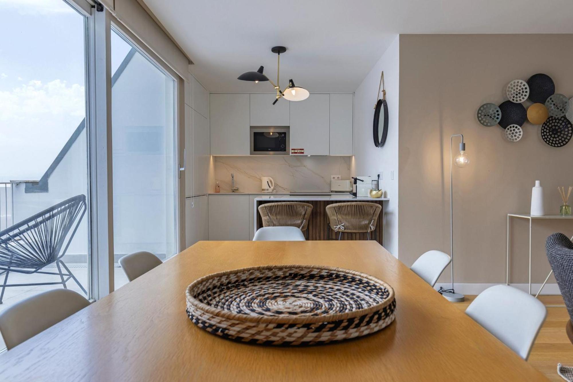 Lovelystay - Penthouse On The Tagus In Alfama Lisbon