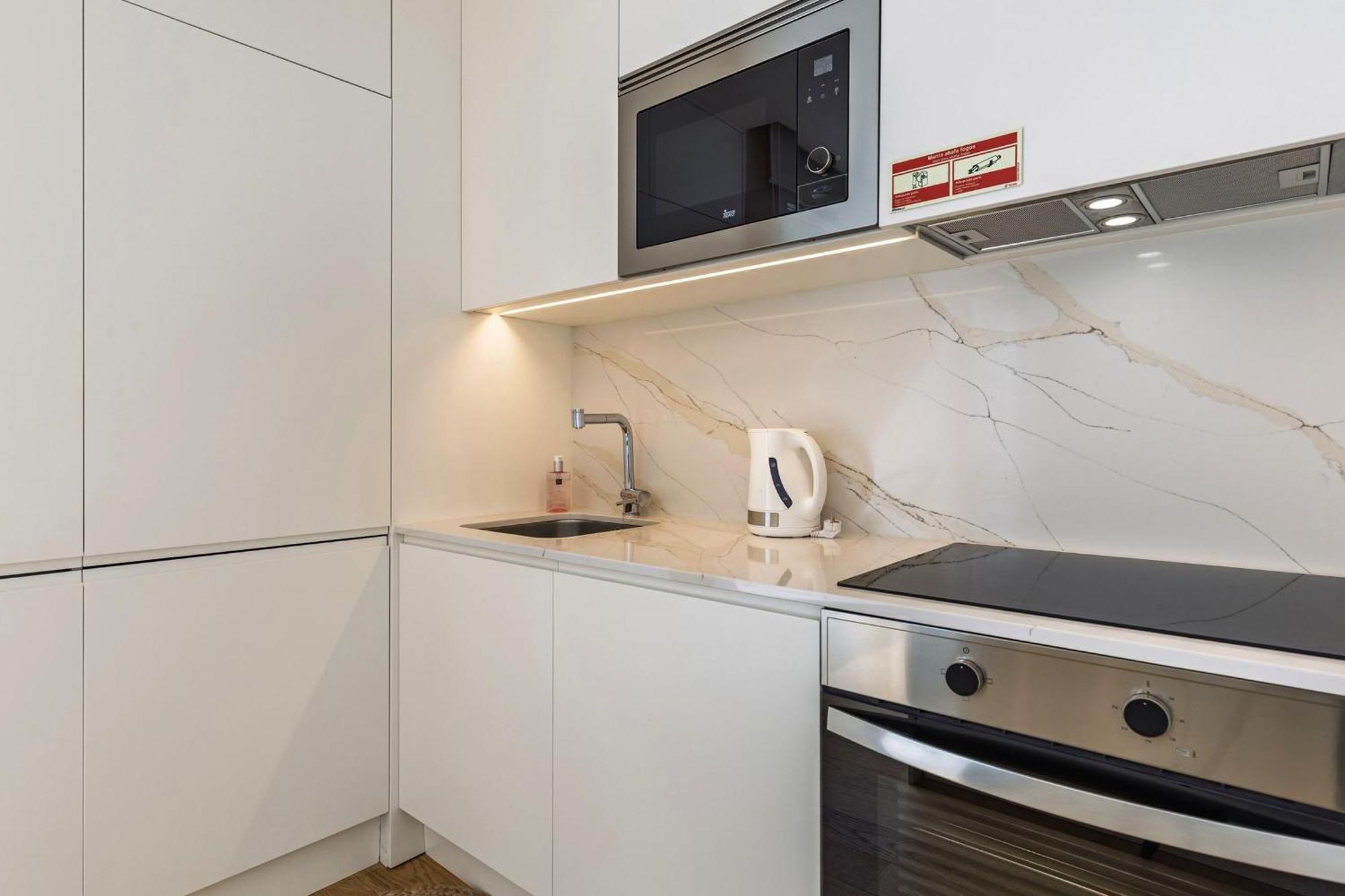 Lovelystay - Penthouse On The Tagus In Alfama Apartment Lisbon