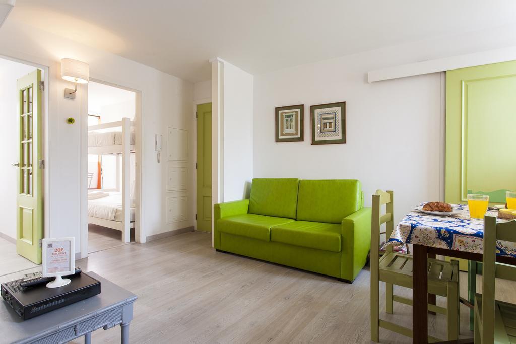 Apartment Joivy Alfama 35 *