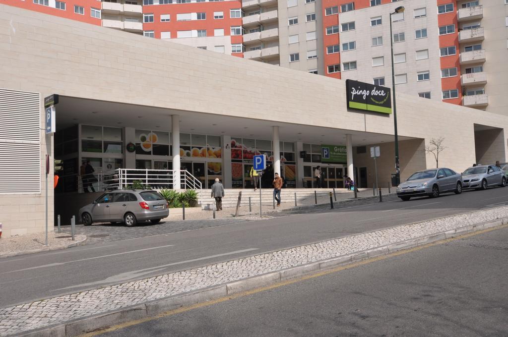 Apart Lisbon Pool Metro Garage * Lissabon