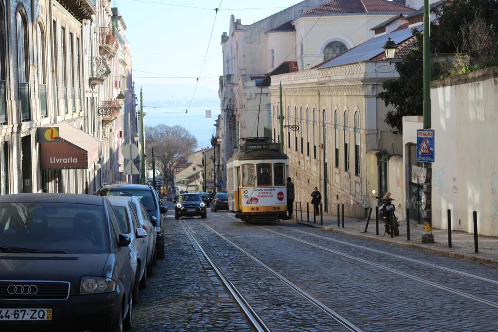 Graca Family Apartment Lisbon