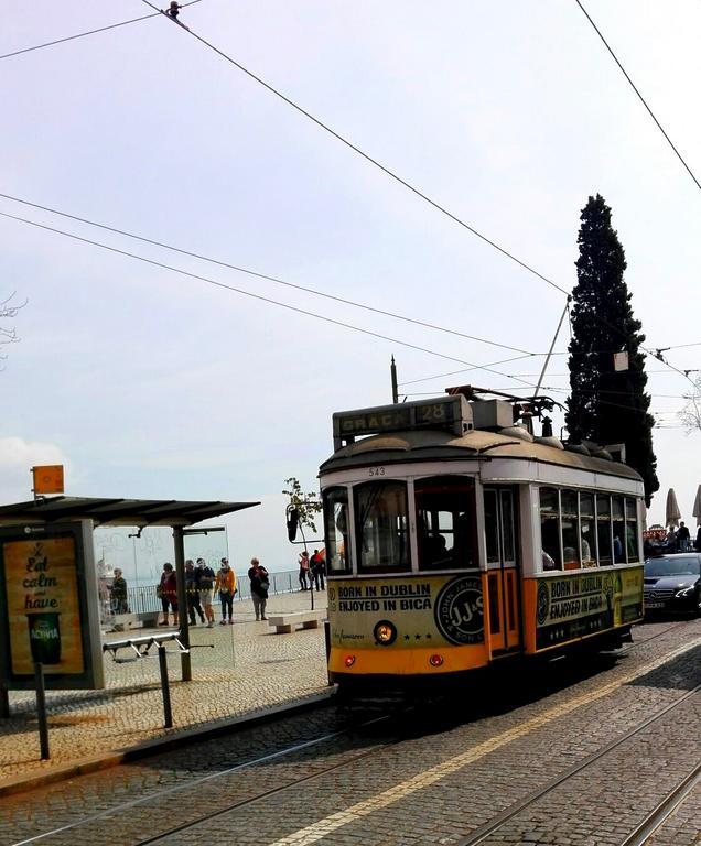 Graca Family Lisbon