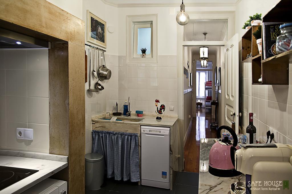 Apartment Safe House Lissabon