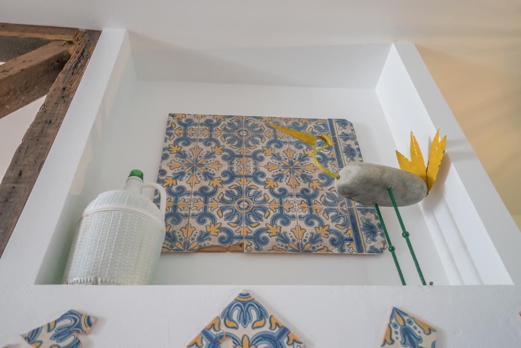 Cais Do Sodre - Nearby Pink Street, Time Out Market By Ld * Lisboa