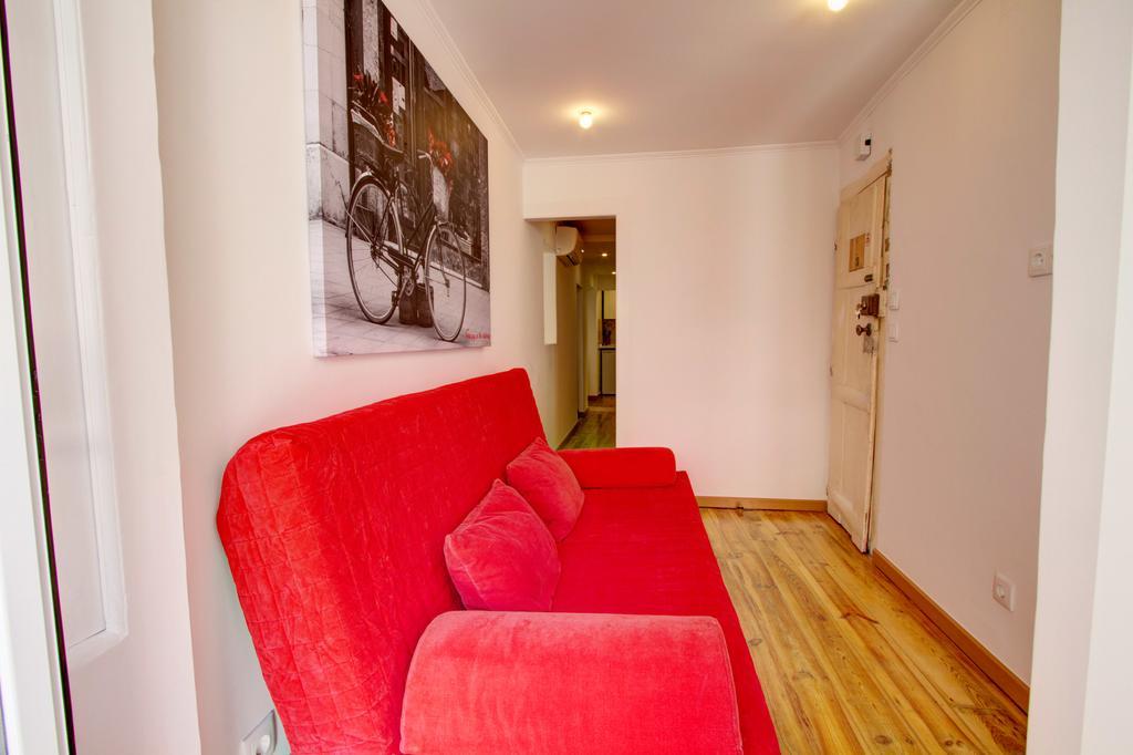 Cozy In The Heart Of Alfama Apartment Lisbon