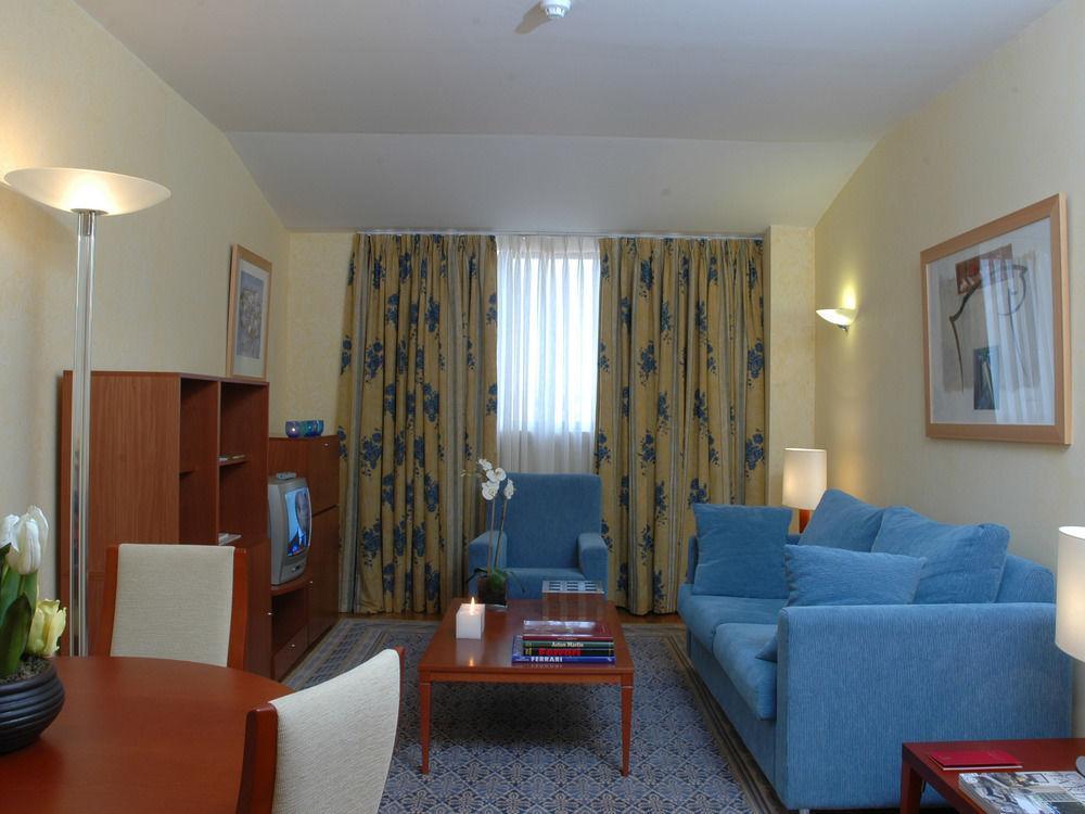 Altis Turisticos Aparthotel 4*