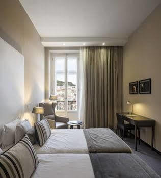 Chiado Nova Almada Appartement *