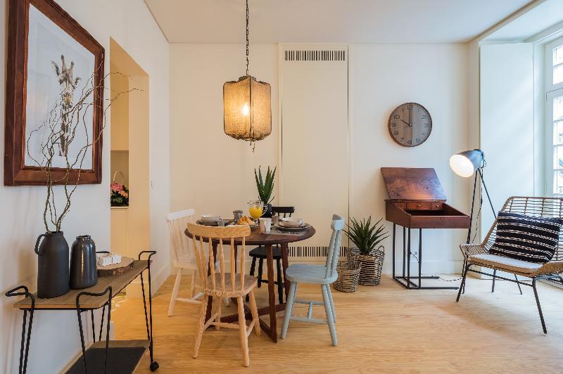 Almaria Edificio Officina Real Lisbon