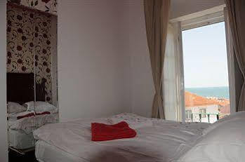 Alfama Patio Apartamento *