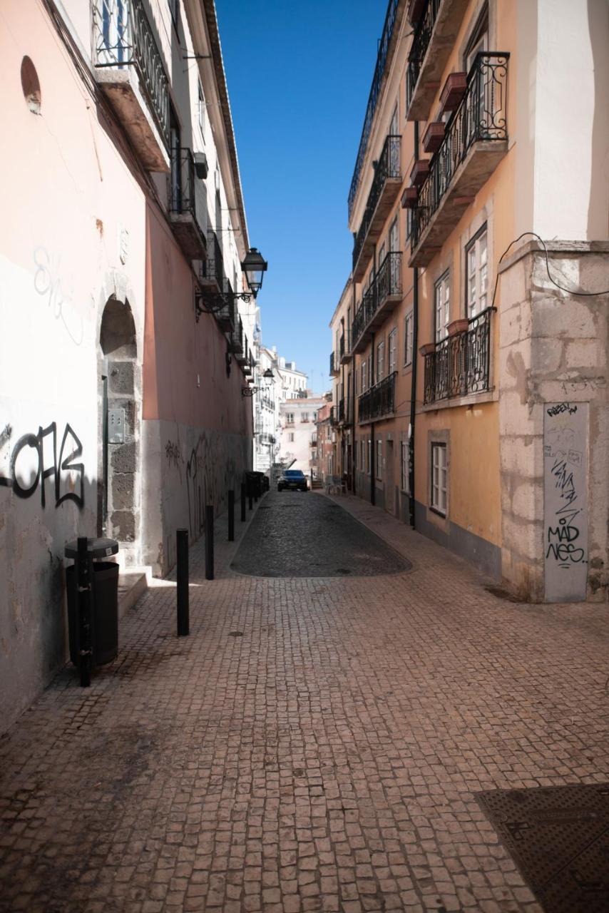 The Blue House - Bica Ropers Lissabon