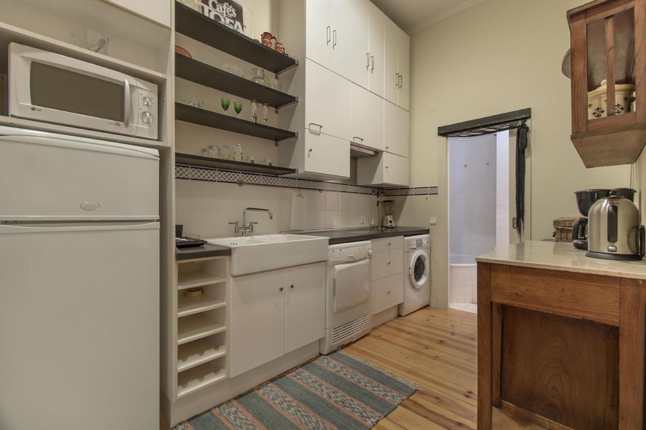 Correeiros Downtown - Historic Appartement *