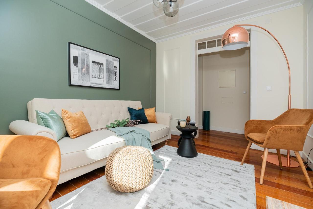Stunning & Modern 2 Bedroom In Chiado Apartamento Lisboa