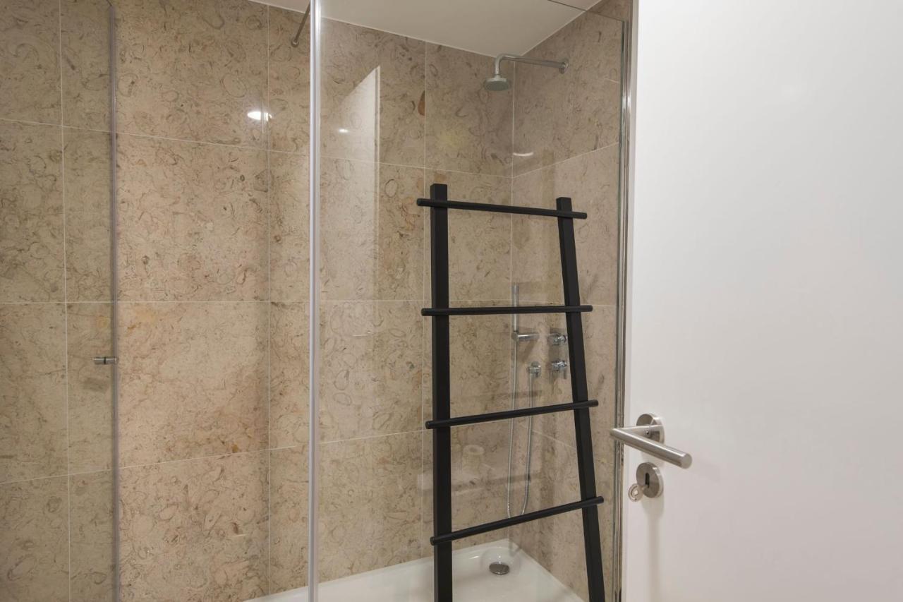 Lovelystay - Modern&colourful Flat In The Heart Of Graça