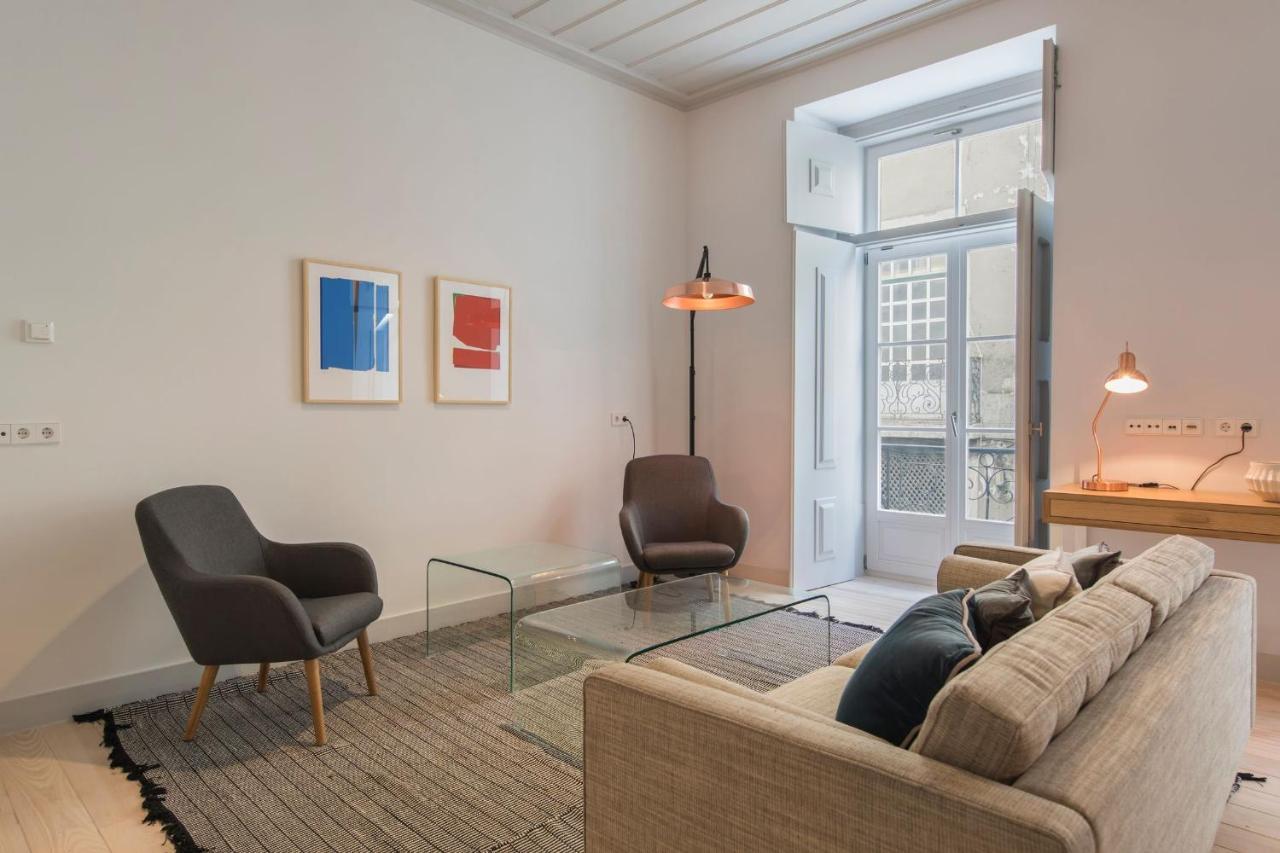 Lovelystay - Charming 3 Bedroom Wonder Downtown Apartment Lissabon