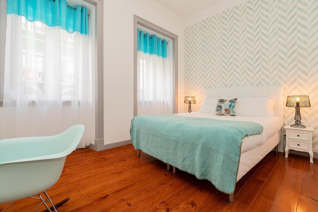 Times Apartment *