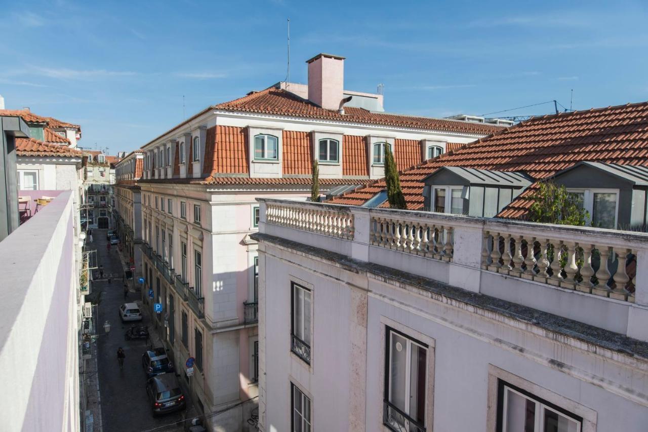 Bairro Alto Stunning Flat With Balcony By Lovelystay * Lisboa