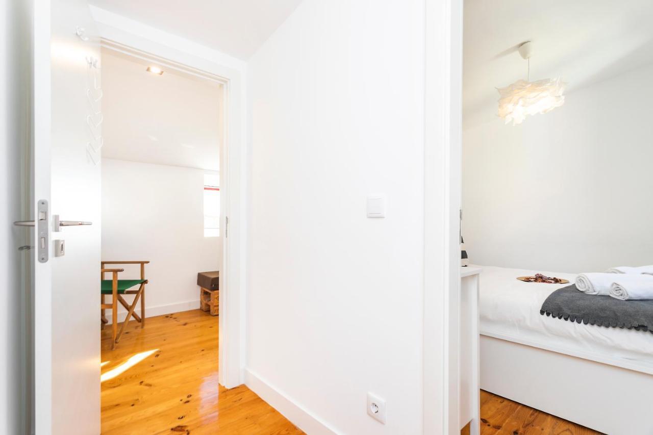 Cosy Alfama Hideout - With Rooftop Terrace Apartment *