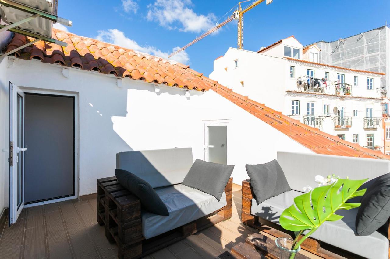 Cosy Alfama Hideout - With Rooftop Terrace Apartment