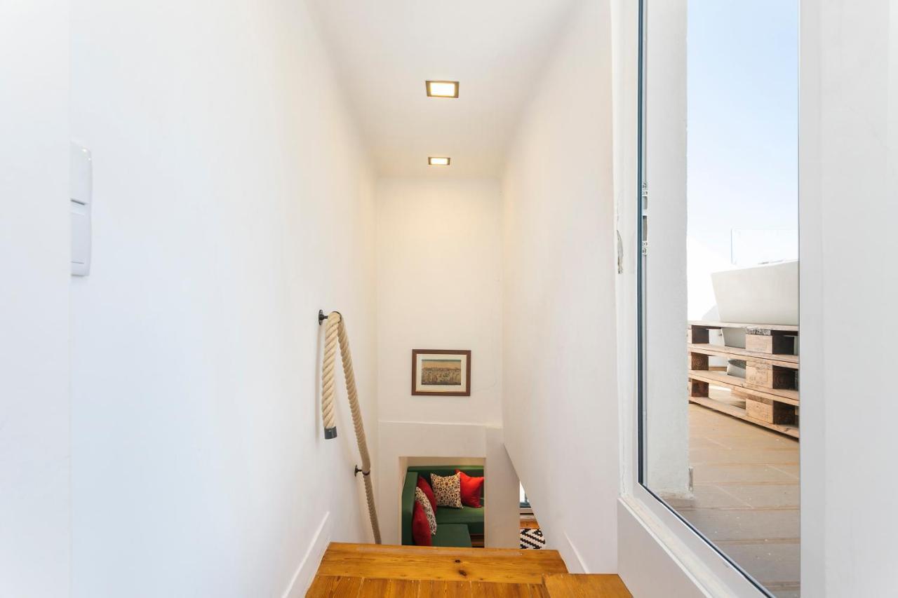 Apartment Cosy Alfama Hideout - With Rooftop Terrace