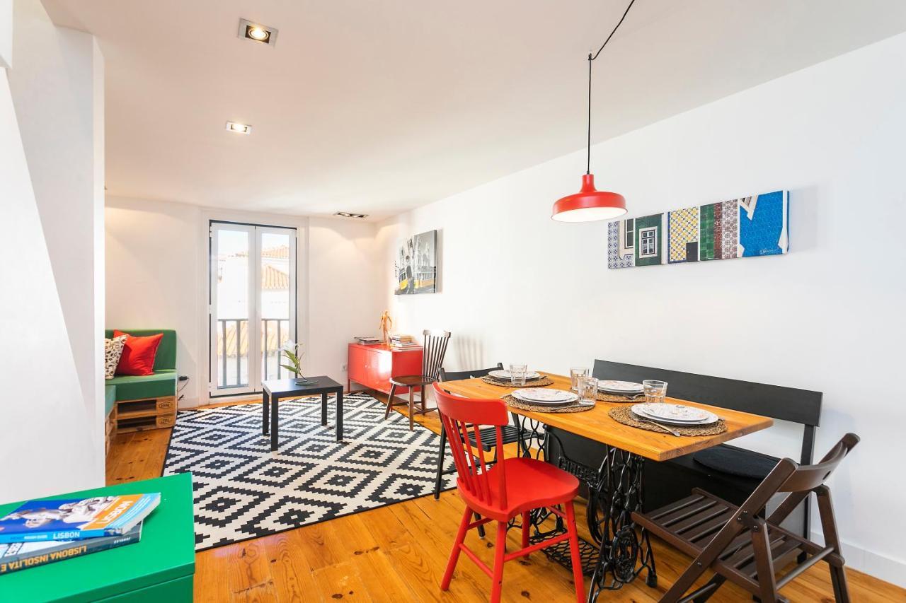 Cosy Alfama Hideout - With Rooftop Terrace Apartment *
