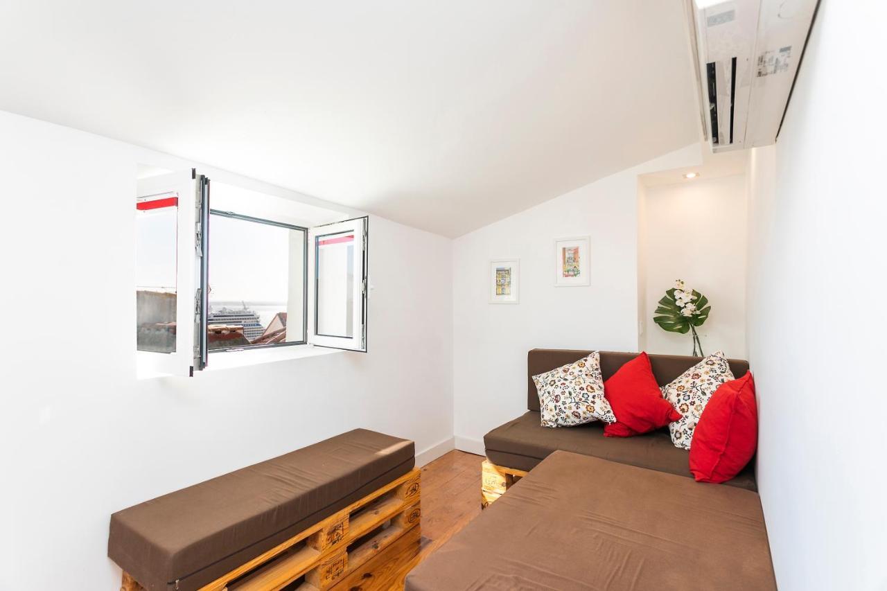 Apartment Cosy Alfama Hideout - With Rooftop Terrace Lisbon