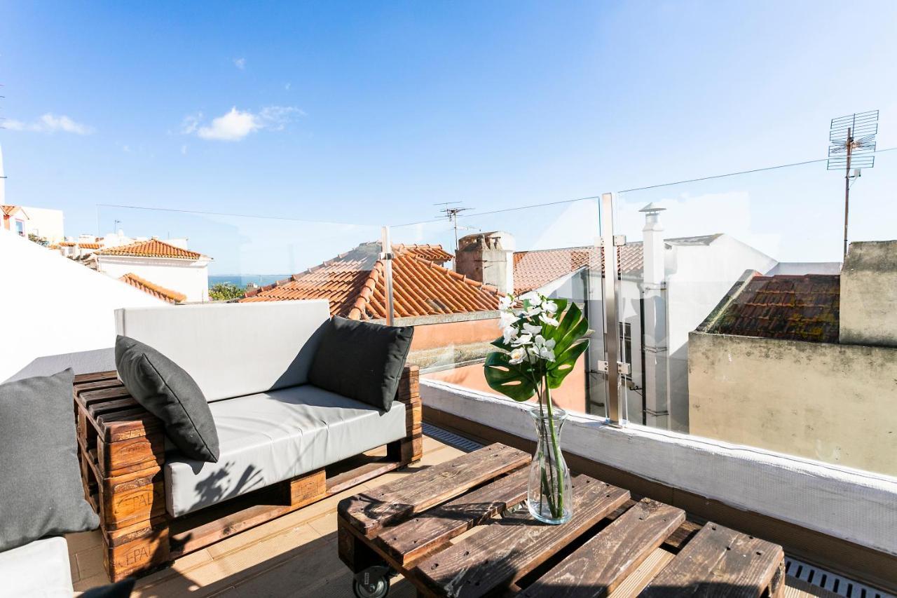Cosy Alfama Hideout - With Rooftop Terrace Apartment *
