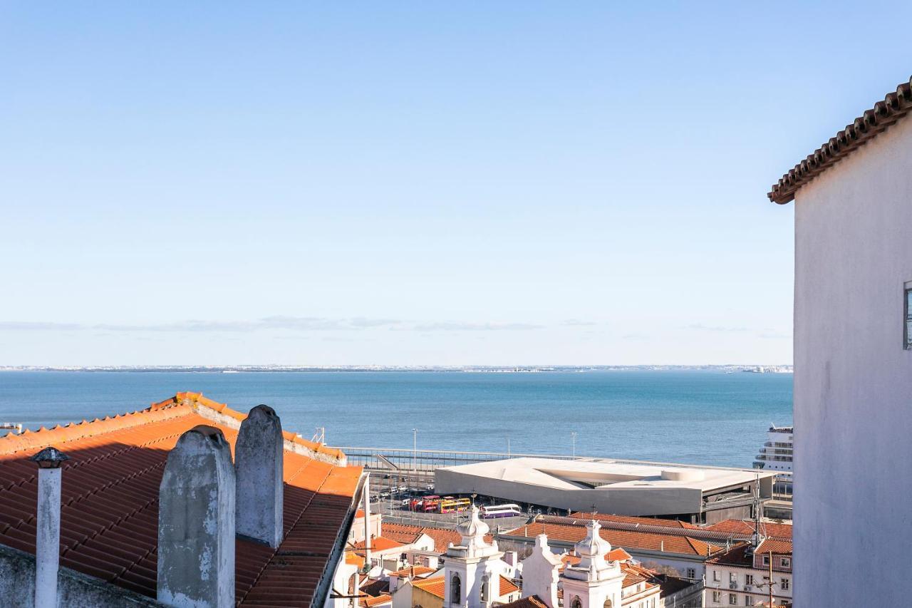Cosy Alfama Hideout - With Rooftop Terrace Lisbon