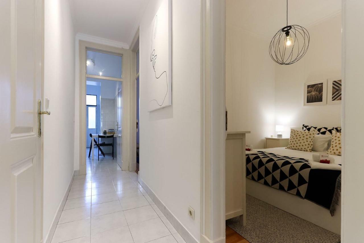 Avenida Liberdade Terrace By Homing *