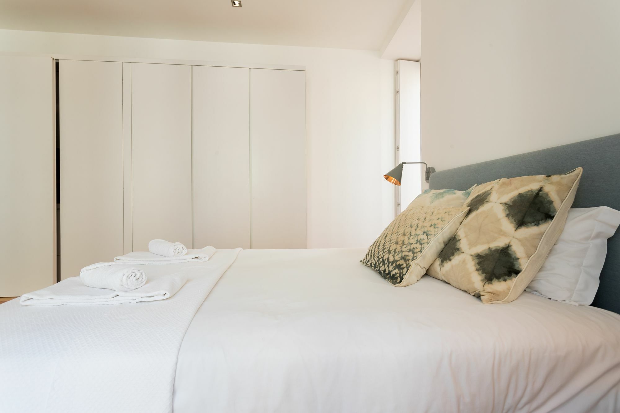 Chiado And One-bedroom - By Lu Holidays Lisboa