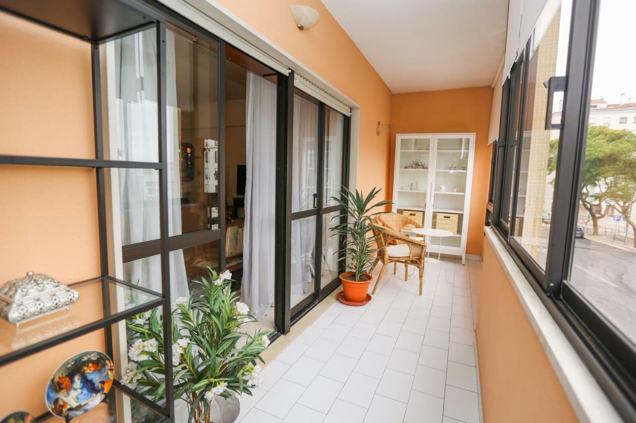 Like-home-t4-bright Benfica Apt-terrace Appartement