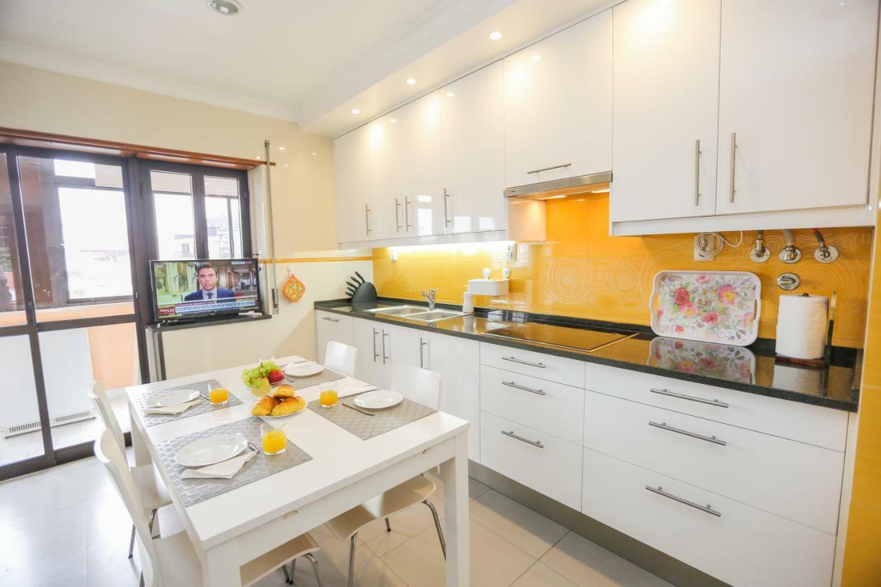 Like-home-t4-bright Benfica Apt-terrace Lissabon