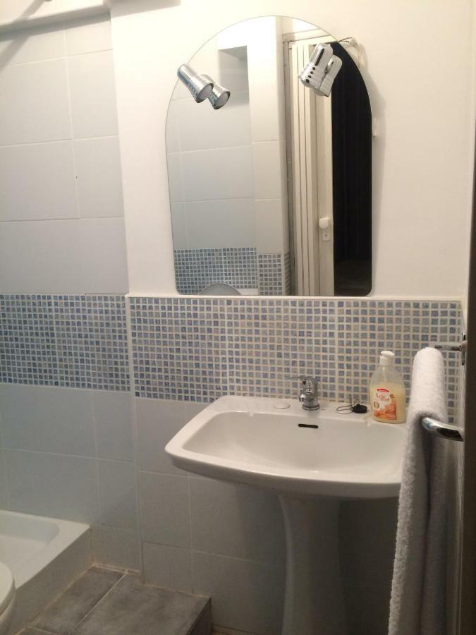 Bed & Breakfast D'arte Lisbon