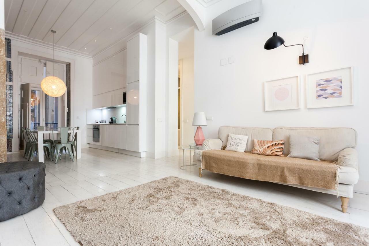 Baixa Tile Blue Two-bedroom - By Lu Holidays *