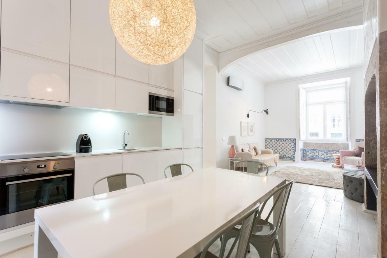 Apartment Baixa Tile Blue Two-bedroom - By Lu Holidays