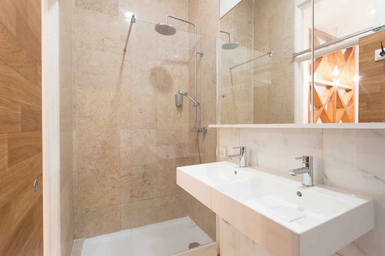 Apartment Baixa Modern Three-bedroom - By Lu Holidays