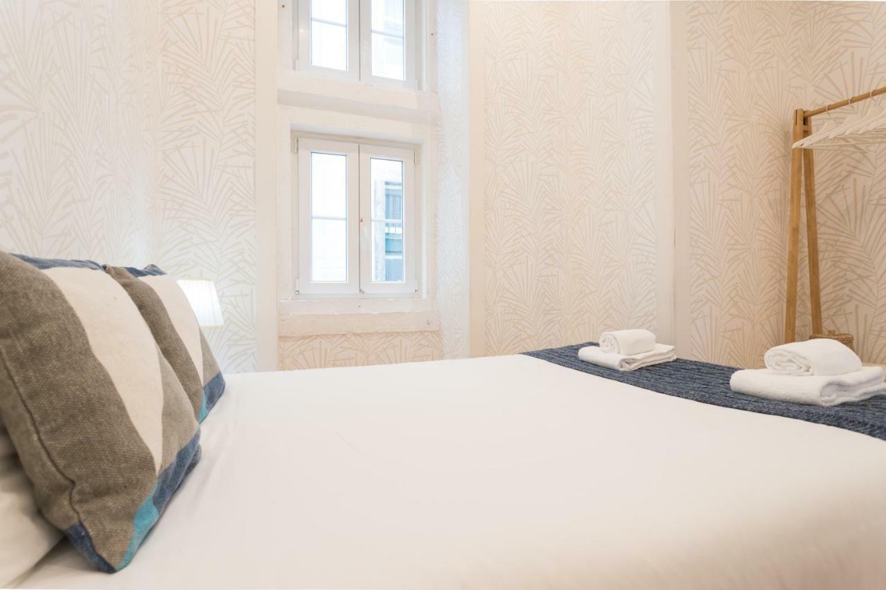 Baixa Modern Three-bedroom - By Lu Holidays Lissabon