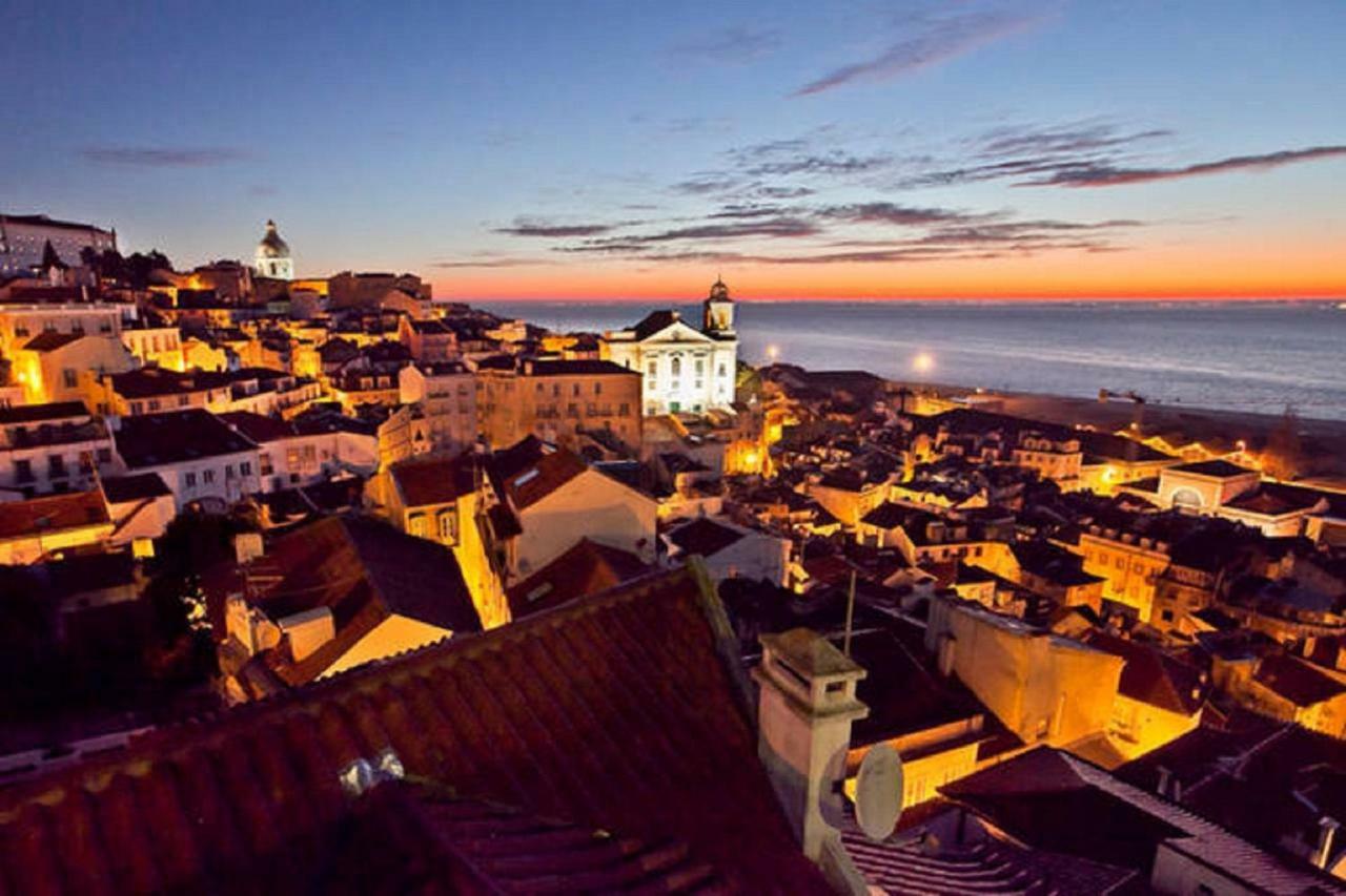 Alfama T1 Travel *