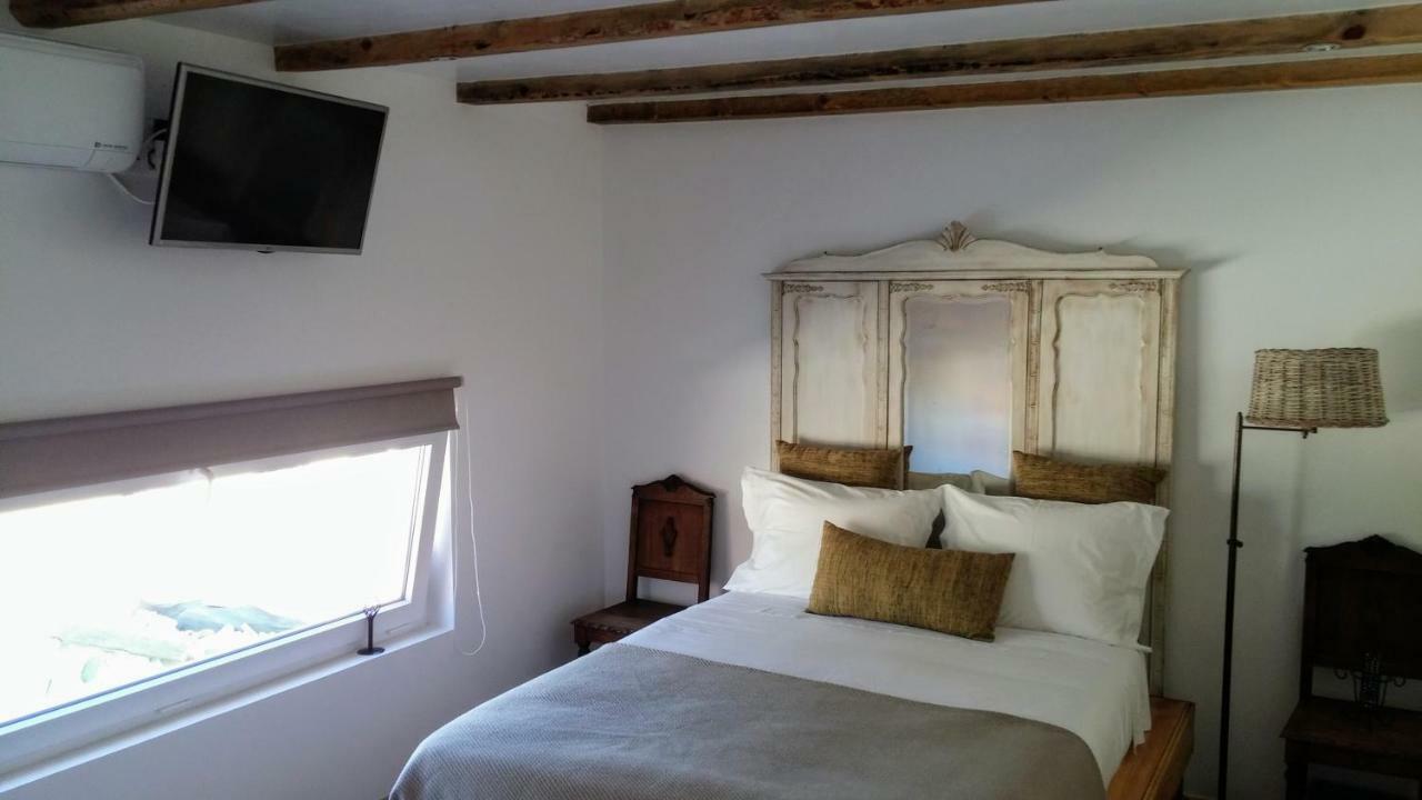 Snug Houseguests * Lisboa