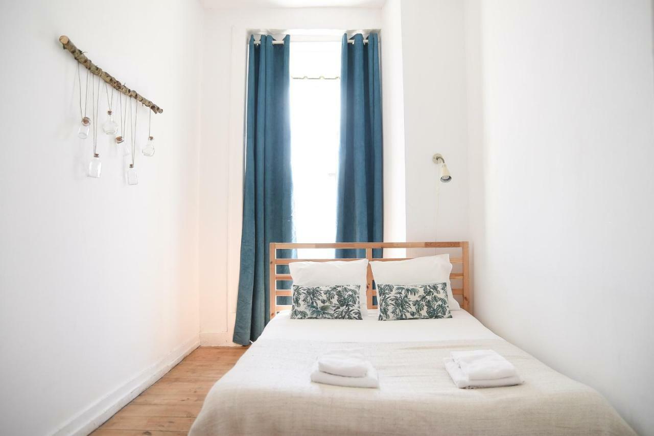Apartment For Friends *
