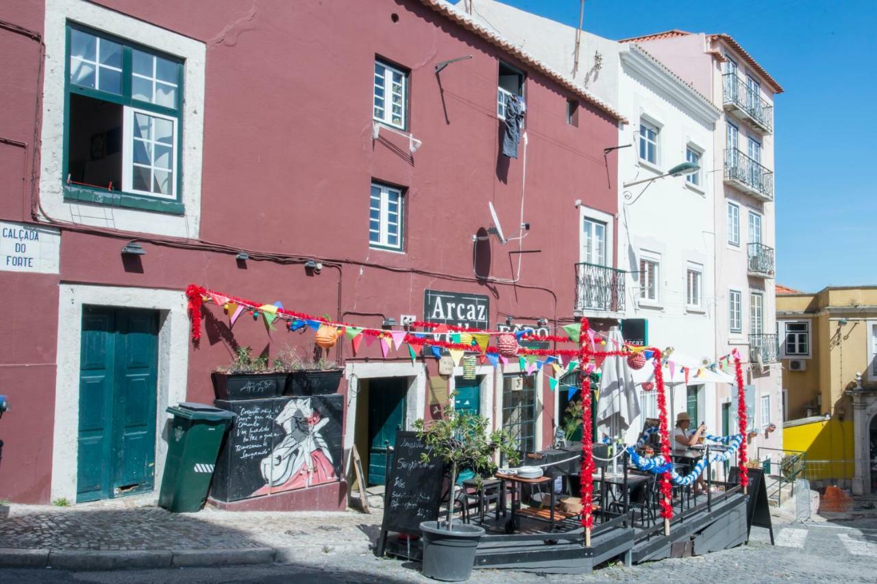 Portugal Here I - Alfama *