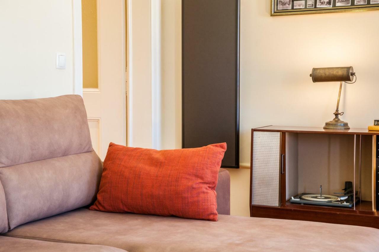 Appartement Joivy Fernando Pessoa Lissabon